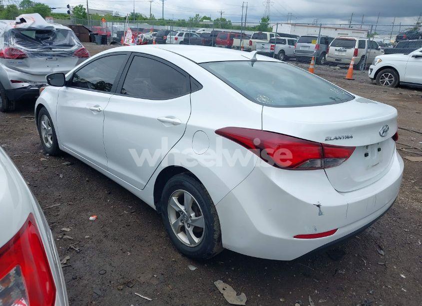 Photo 3 of 2015 Hyundai Elantra SE (VIN 5NPDH4AEXFH633127)