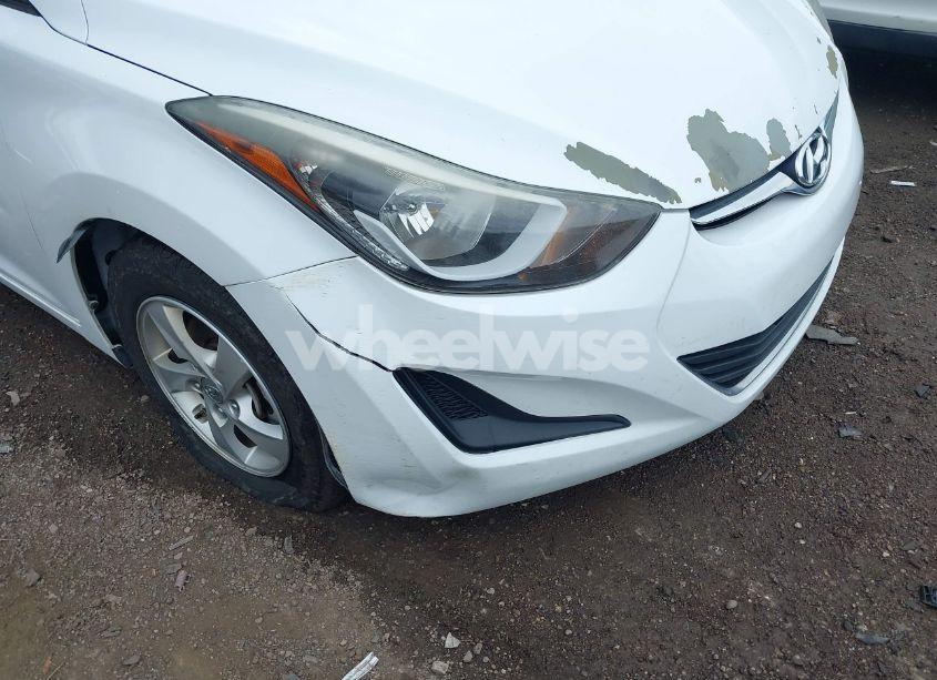 Photo 6 of 2015 Hyundai Elantra SE (VIN 5NPDH4AEXFH633127)