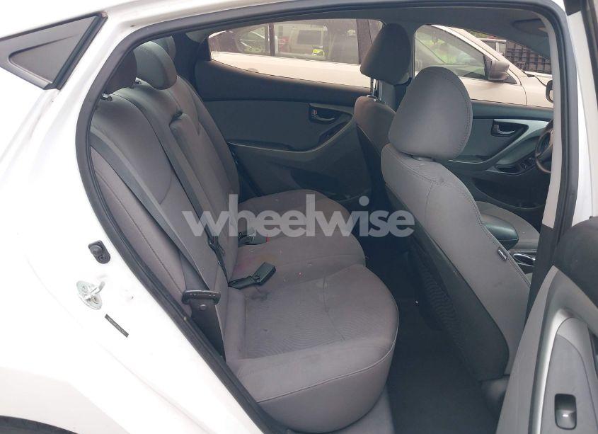 Photo 8 of 2015 Hyundai Elantra SE (VIN 5NPDH4AEXFH633127)