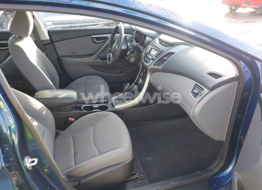 Photo 5 of 2015 Hyundai Elantra SE (VIN 5NPDH4AEXFH634973)