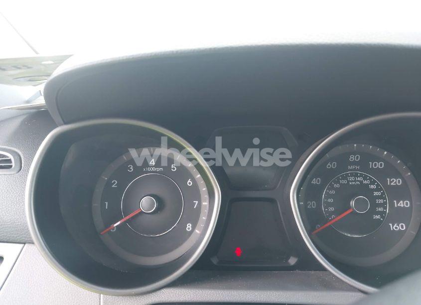 Photo 7 of 2015 Hyundai Elantra SE (VIN 5NPDH4AEXFH634973)