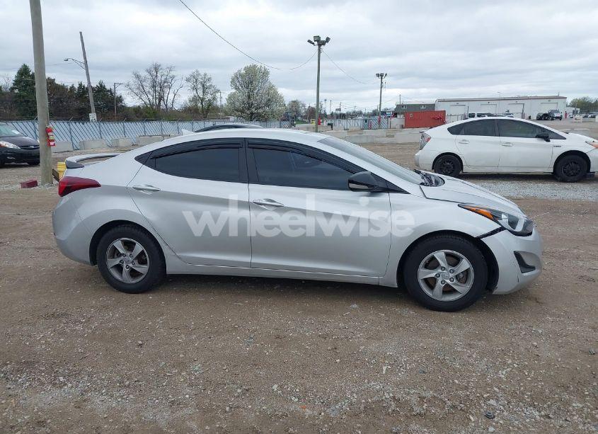 Photo 13 of 2015 Hyundai Elantra SE (VIN 5NPDH4AEXFH640692)