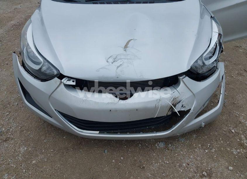 Photo 6 of 2015 Hyundai Elantra SE (VIN 5NPDH4AEXFH640692)