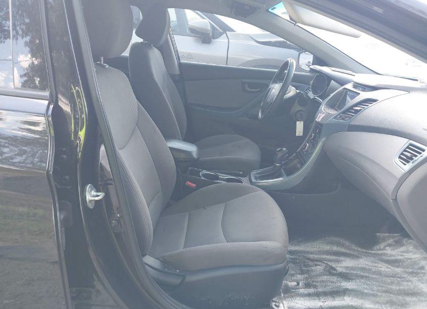 Photo 5 of 2016 Hyundai Elantra SE (VIN 5NPDH4AEXGH668512)