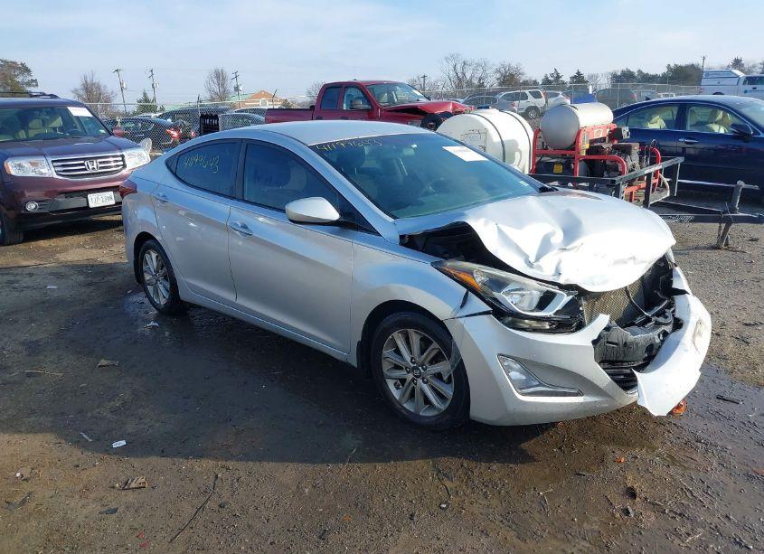 2016 Hyundai Elantra SE (VIN 5NPDH4AEXGH677792) main photo