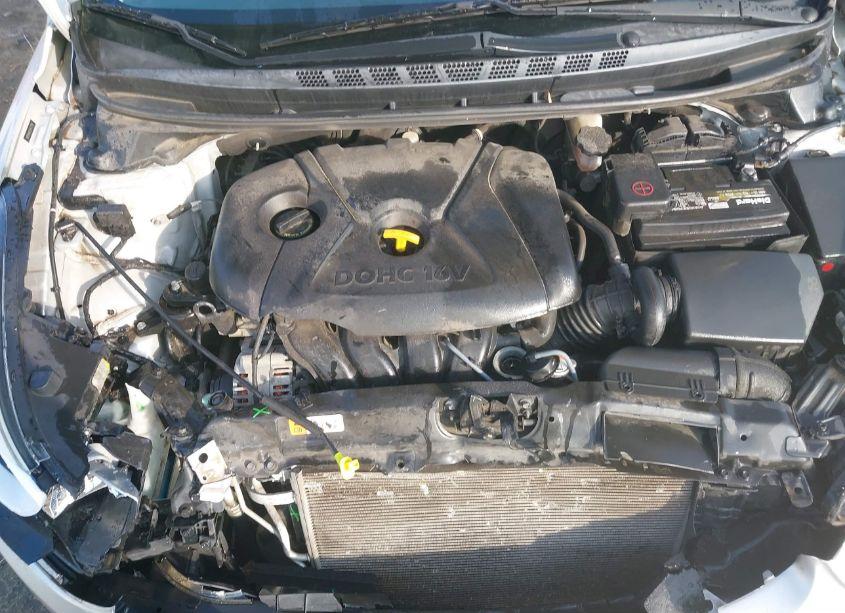 Photo 10 of 2016 Hyundai Elantra SE (VIN 5NPDH4AEXGH677792)