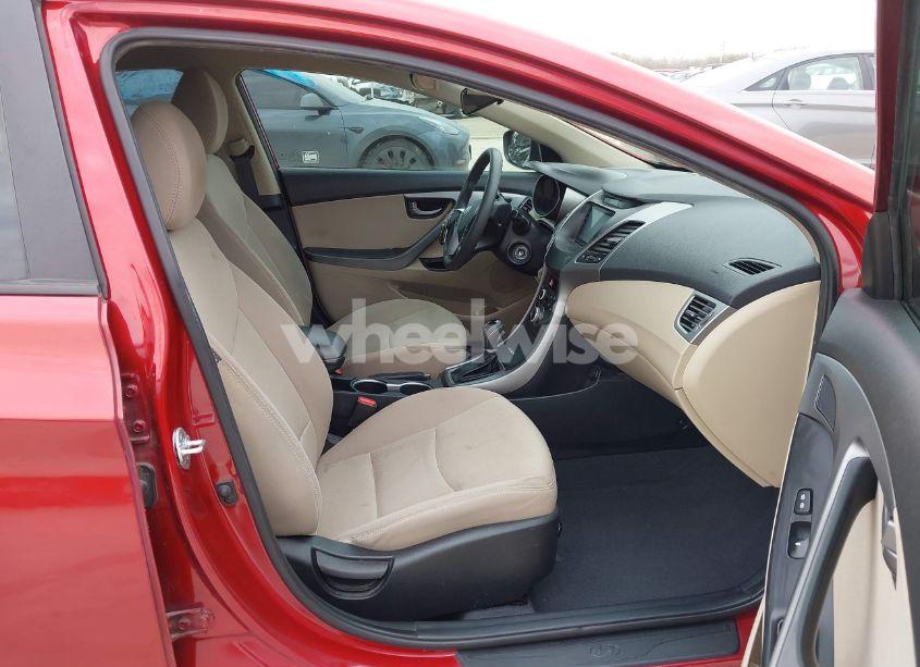 Photo 5 of 2016 Hyundai Elantra SE (VIN 5NPDH4AEXGH689005)