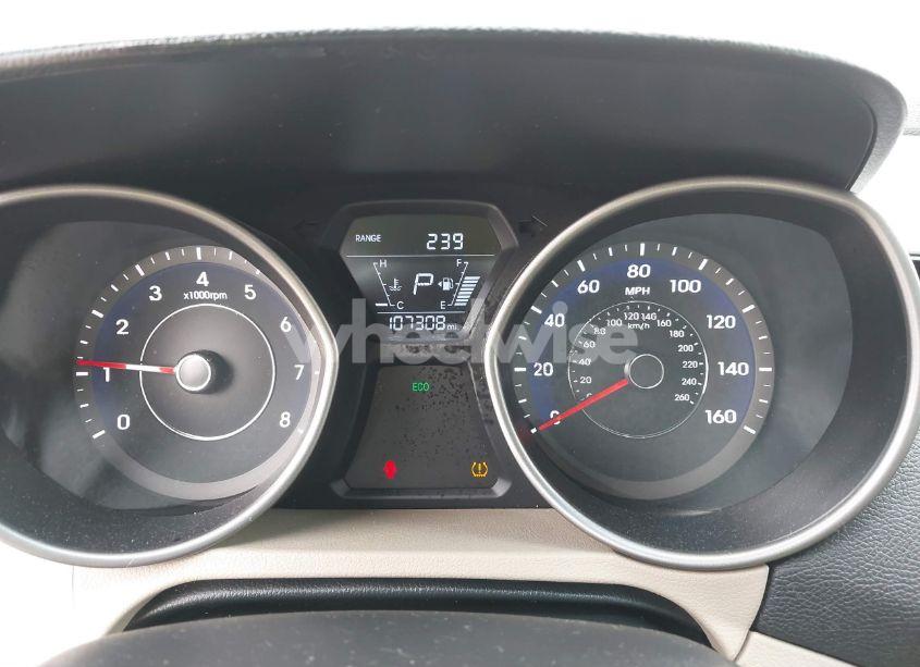 Photo 7 of 2016 Hyundai Elantra SE (VIN 5NPDH4AEXGH689005)