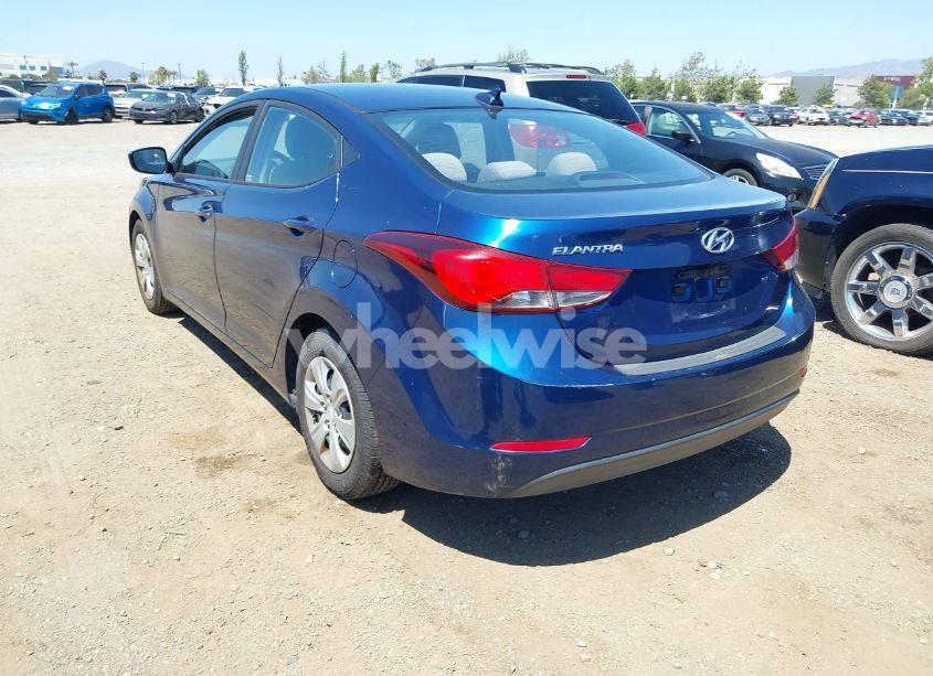 Photo 3 of 2016 Hyundai Elantra SE (VIN 5NPDH4AEXGH693278)