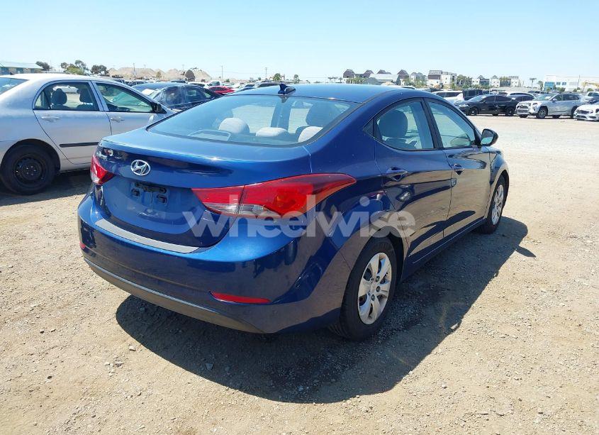 Photo 4 of 2016 Hyundai Elantra SE (VIN 5NPDH4AEXGH693278)