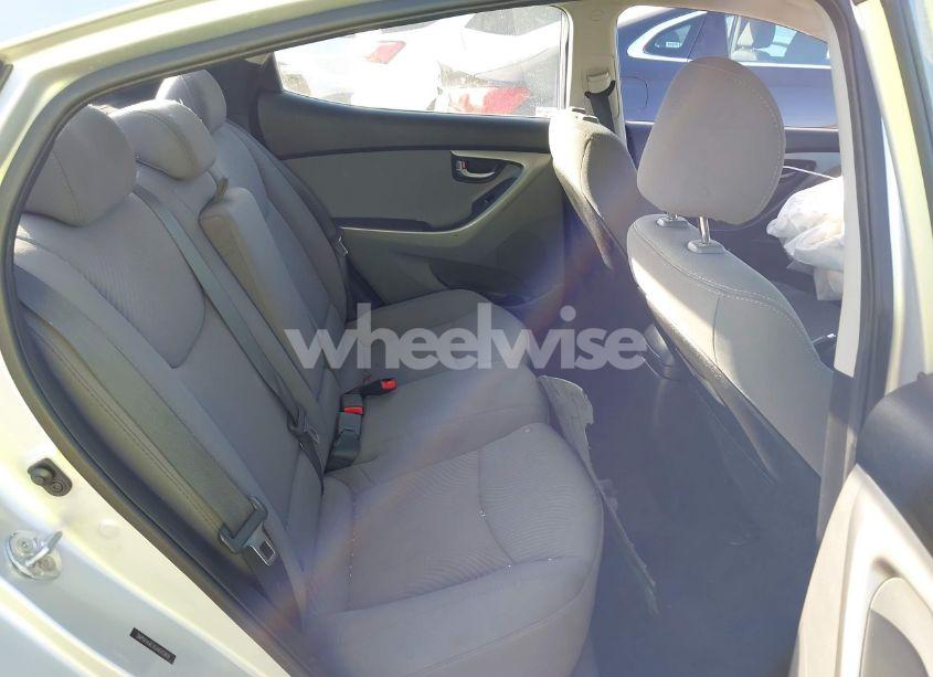 Photo 8 of 2016 Hyundai Elantra SE (VIN 5NPDH4AEXGH695869)