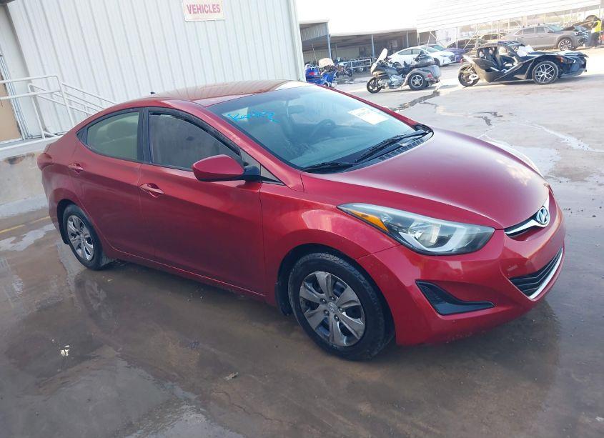 2016 Hyundai Elantra SE (VIN 5NPDH4AEXGH711973) main photo