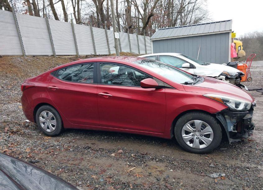 Photo 14 of 2016 Hyundai Elantra SE (VIN 5NPDH4AEXGH721046)