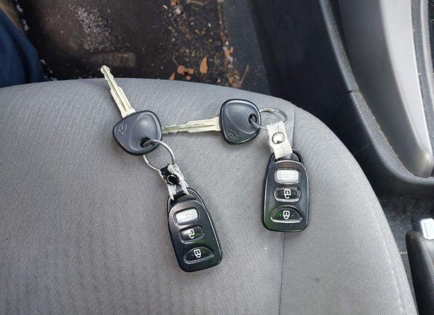 Photo 11 of 2016 Hyundai Elantra SE (VIN 5NPDH4AEXGH745511)