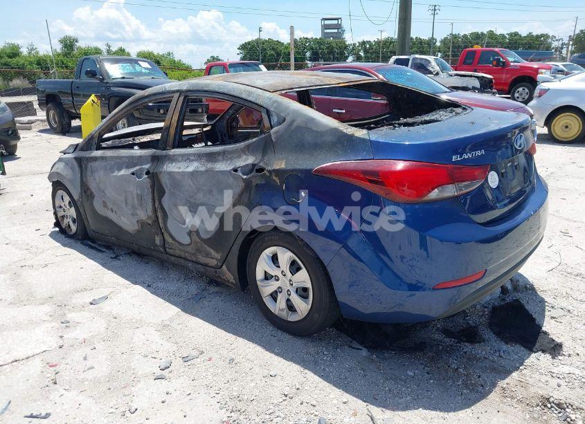 Photo 3 of 2016 Hyundai Elantra SE (VIN 5NPDH4AEXGH753186)