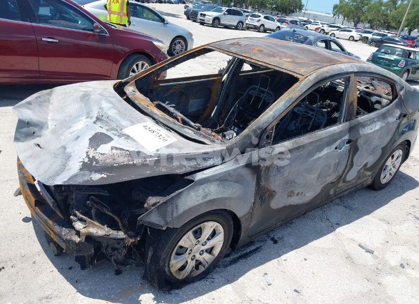 Photo 6 of 2016 Hyundai Elantra SE (VIN 5NPDH4AEXGH753186)