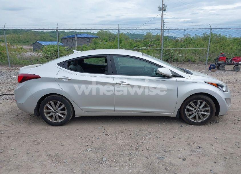 Photo 14 of 2016 Hyundai Elantra SE (VIN 5NPDH4AEXGH757660)