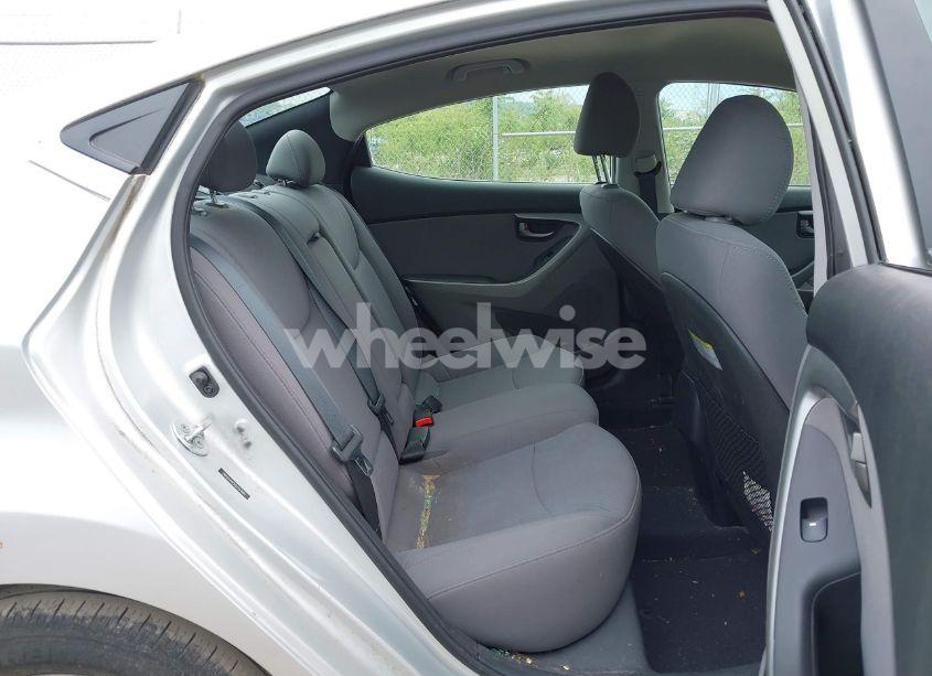 Photo 8 of 2016 Hyundai Elantra SE (VIN 5NPDH4AEXGH757660)