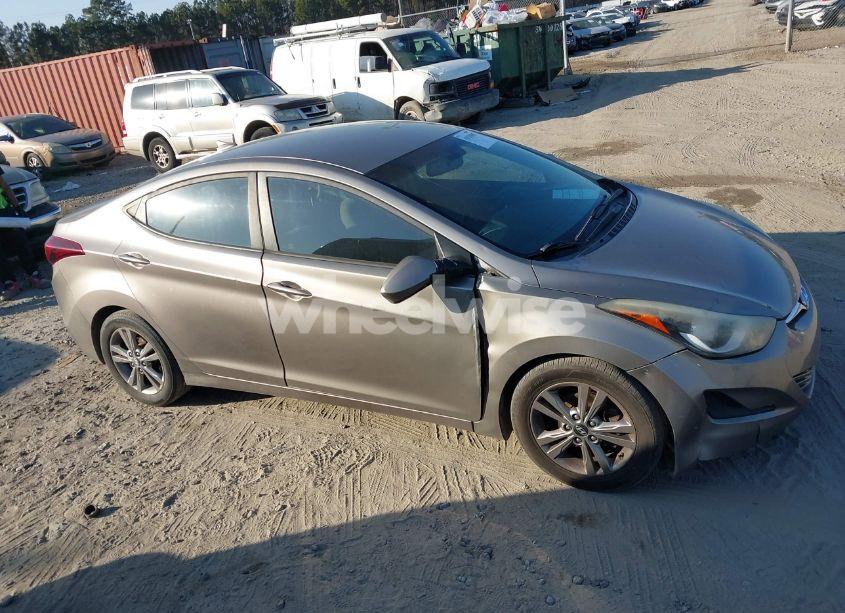 Photo 12 of 2016 Hyundai Elantra SE (VIN 5NPDH4AEXGH764284)