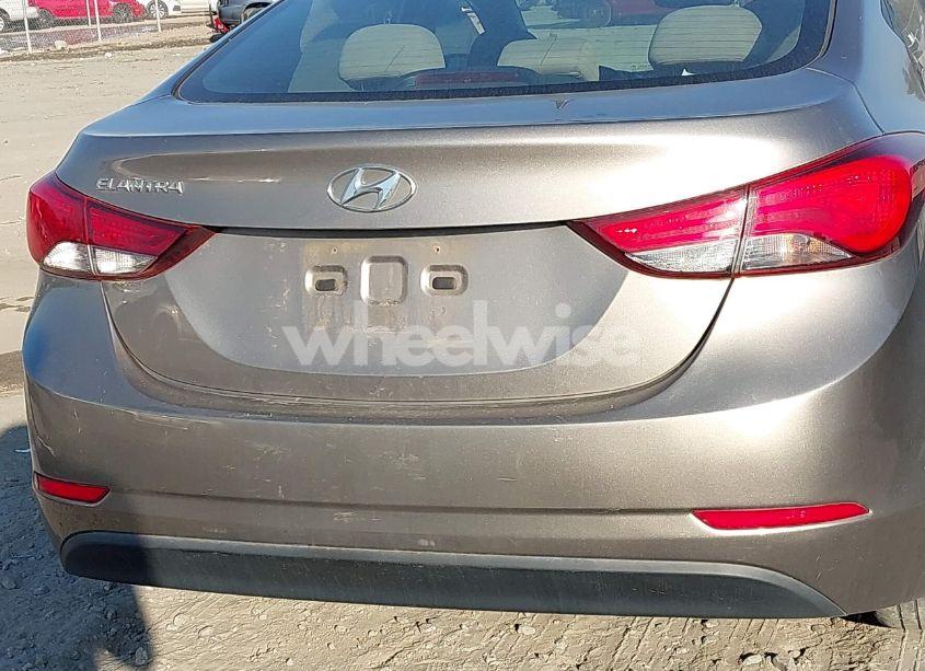 Photo 16 of 2016 Hyundai Elantra SE (VIN 5NPDH4AEXGH764284)