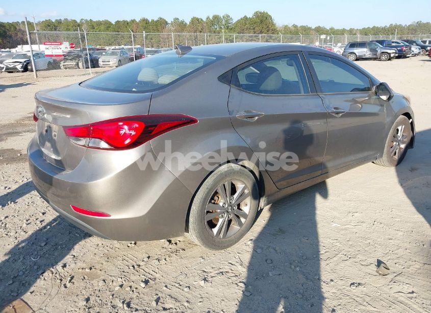 Photo 4 of 2016 Hyundai Elantra SE (VIN 5NPDH4AEXGH764284)