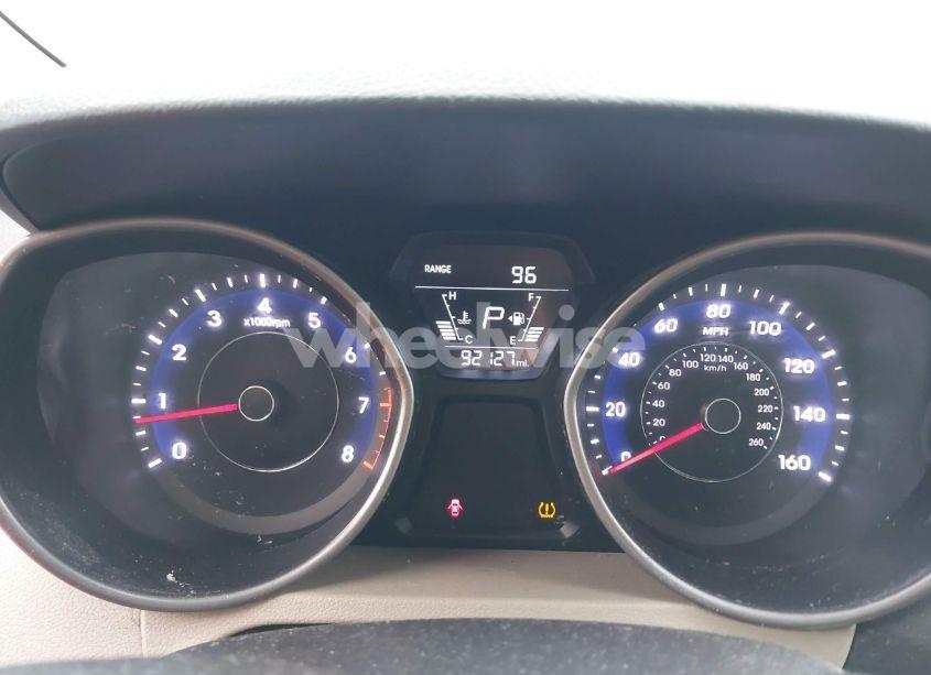 Photo 7 of 2016 Hyundai Elantra SE (VIN 5NPDH4AEXGH771042)