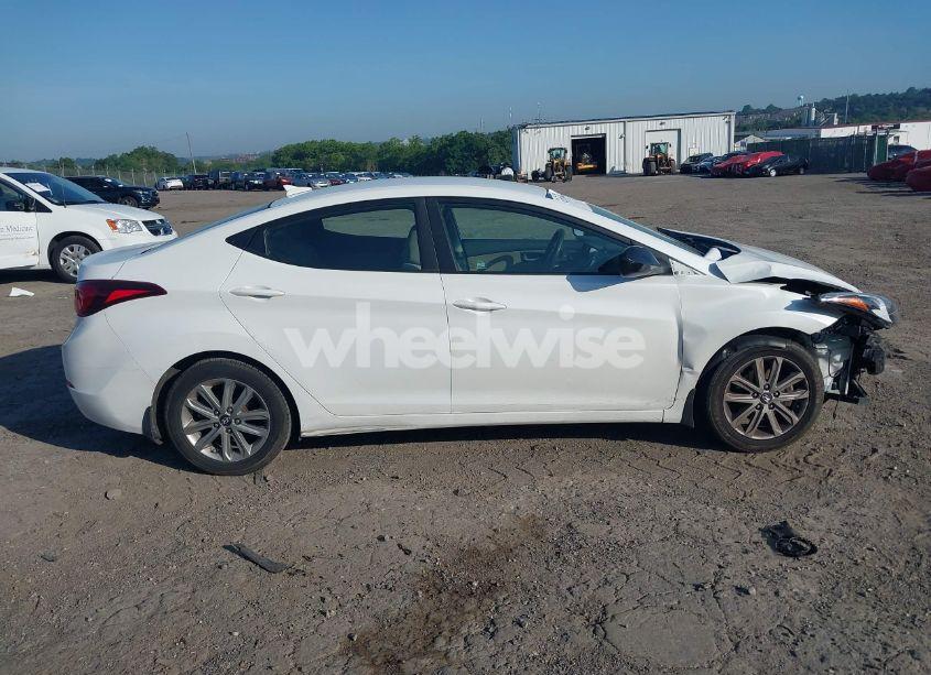 Photo 13 of 2016 Hyundai Elantra SE (VIN 5NPDH4AEXGH797317)