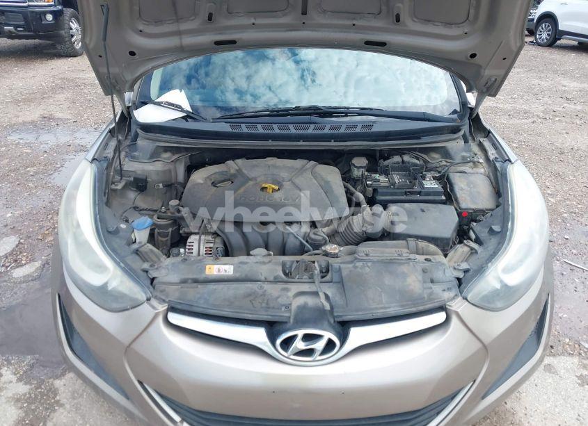 Photo 10 of 2016 Hyundai Elantra SE (VIN 5NPDH4AEXGH797608)