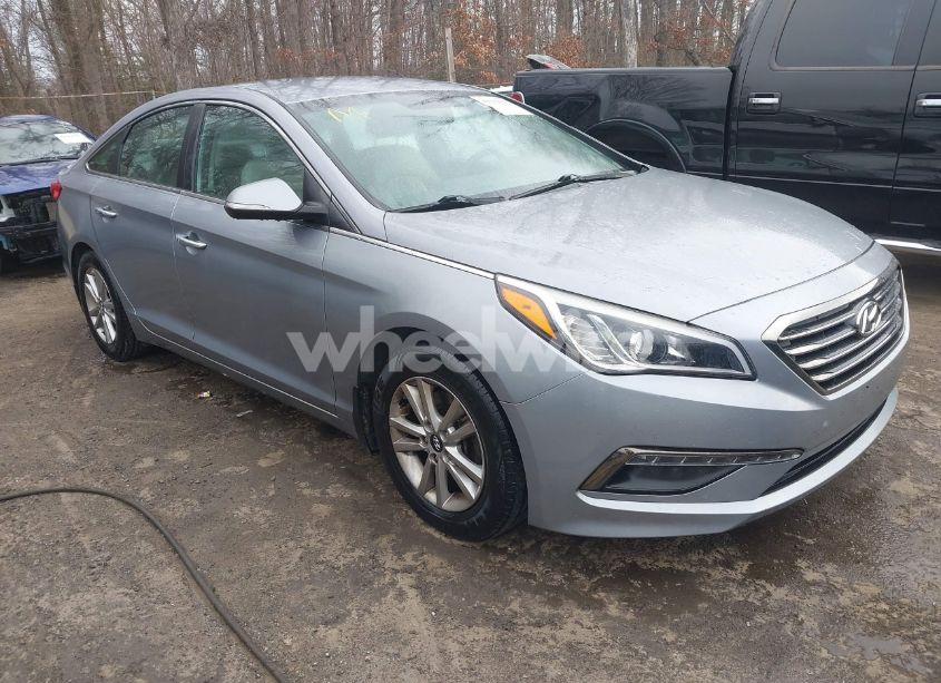 2015 Hyundai Sonata ECO (VIN 5NPE24AA0FH150670) main photo