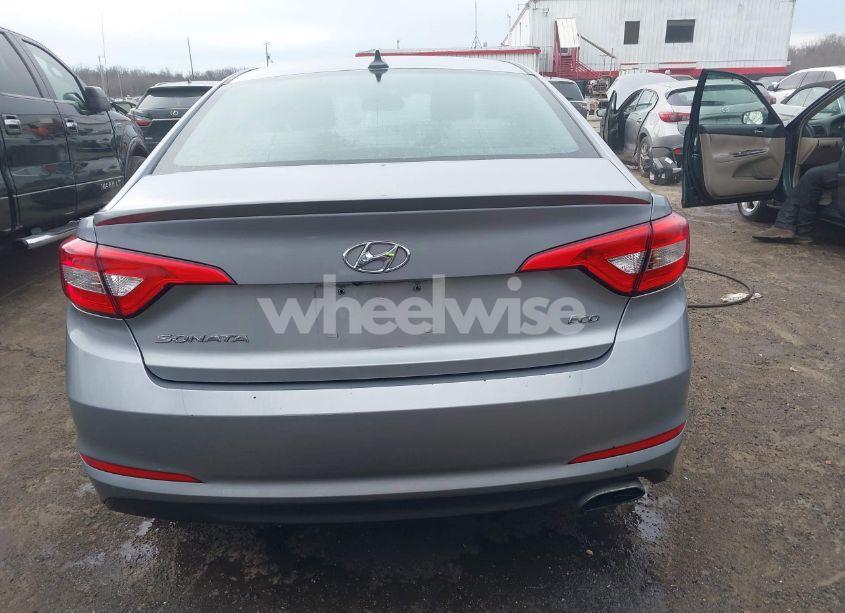 Photo 16 of 2015 Hyundai Sonata ECO (VIN 5NPE24AA0FH150670)