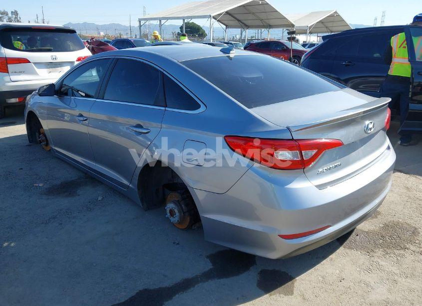Photo 3 of 2015 Hyundai Sonata ECO (VIN 5NPE24AA0FH181899)