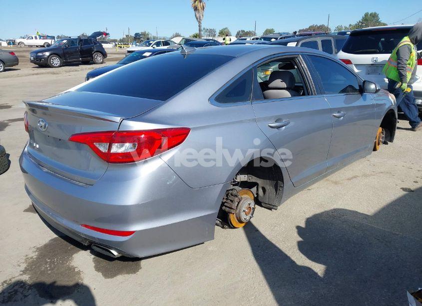 Photo 4 of 2015 Hyundai Sonata ECO (VIN 5NPE24AA0FH181899)
