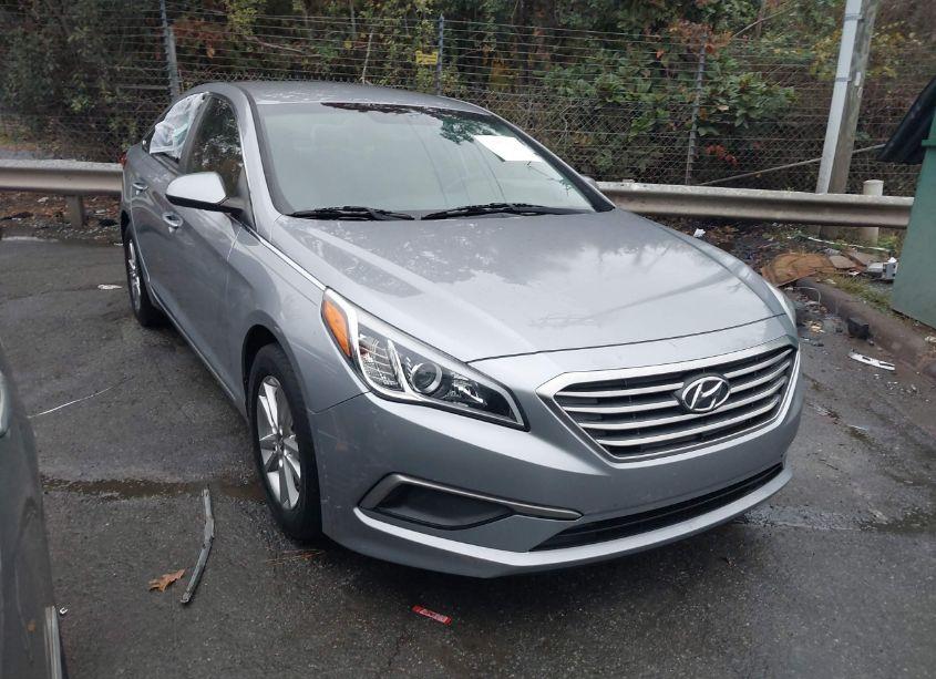 2017 Hyundai Sonata ECO (VIN 5NPE24AA0HH538632) main photo