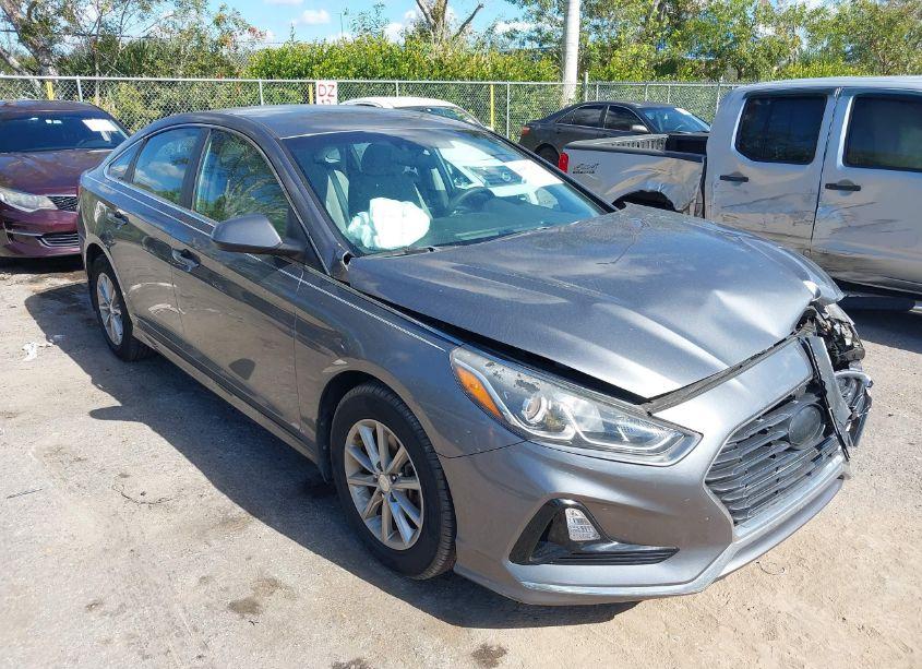 2018 Hyundai Sonata ECO (VIN 5NPE24AA0JH716447) main photo