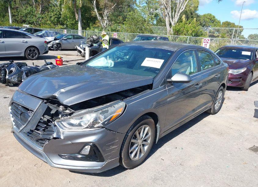 Photo 2 of 2018 Hyundai Sonata ECO (VIN 5NPE24AA0JH716447)