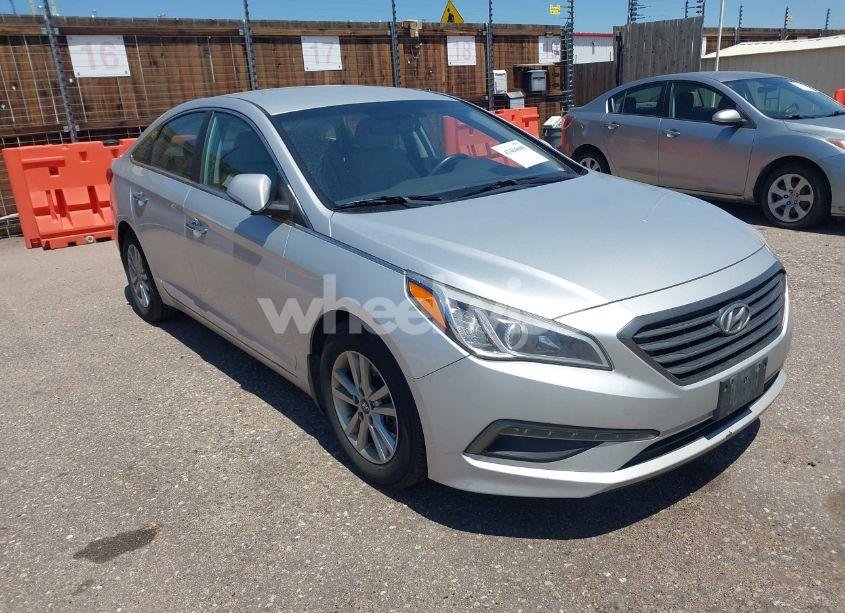 2015 Hyundai Sonata ECO (VIN 5NPE24AA1FH117063) main photo