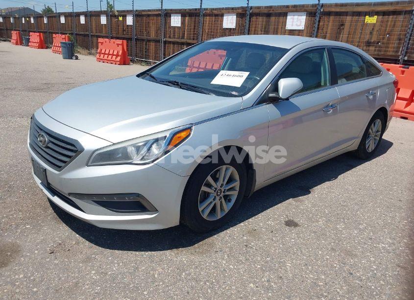 Photo 2 of 2015 Hyundai Sonata ECO (VIN 5NPE24AA1FH117063)