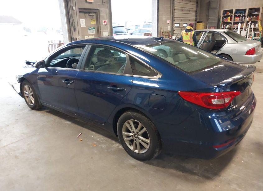 Photo 3 of 2015 Hyundai Sonata ECO (VIN 5NPE24AA1FH150869)