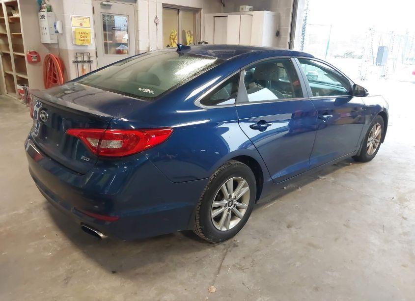 Photo 4 of 2015 Hyundai Sonata ECO (VIN 5NPE24AA1FH150869)