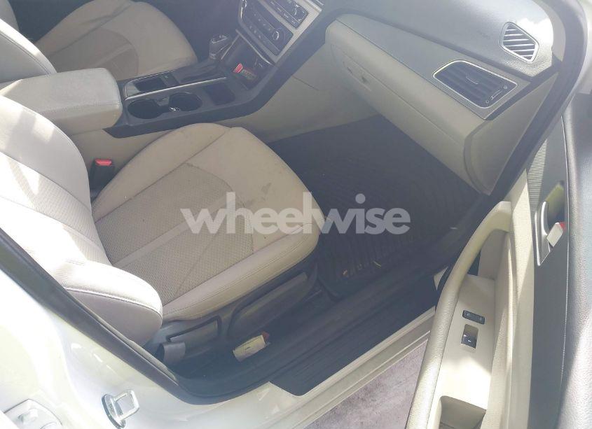 Photo 5 of 2016 Hyundai Sonata ECO (VIN 5NPE24AA1GH403321)