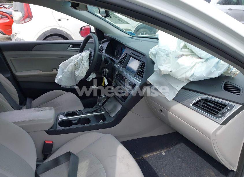 Photo 5 of 2016 Hyundai Sonata ECO (VIN 5NPE24AA2GH353724)