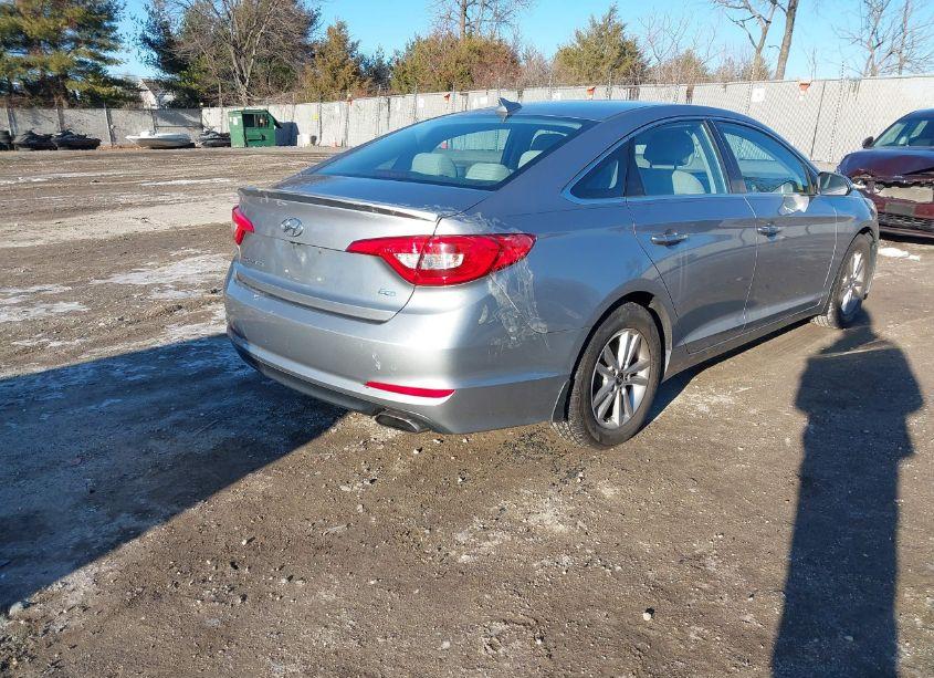 Photo 4 of 2015 Hyundai Sonata ECO (VIN 5NPE24AA3FH136228)