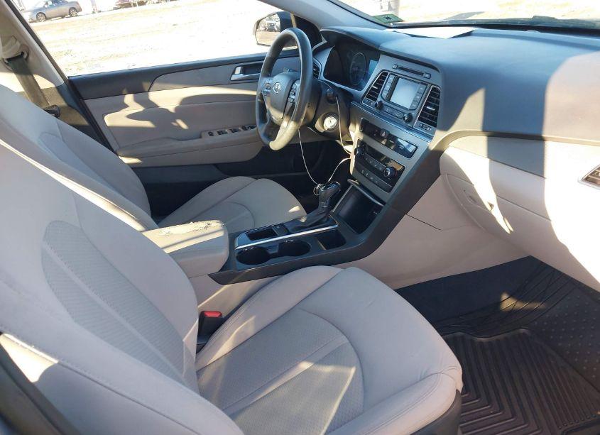 Photo 5 of 2015 Hyundai Sonata ECO (VIN 5NPE24AA3FH136228)