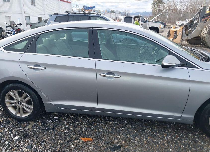 Photo 14 of 2015 Hyundai Sonata ECO (VIN 5NPE24AA5FH160448)