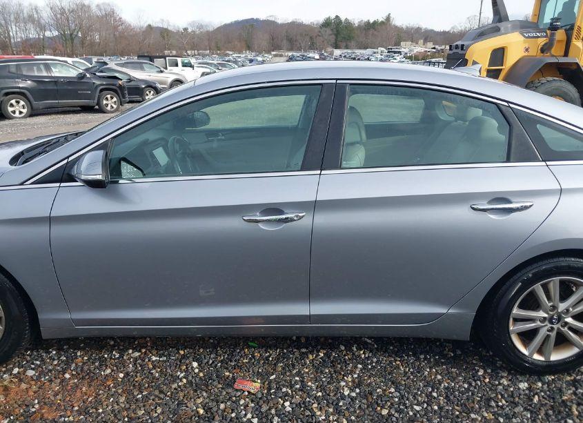 Photo 15 of 2015 Hyundai Sonata ECO (VIN 5NPE24AA5FH160448)