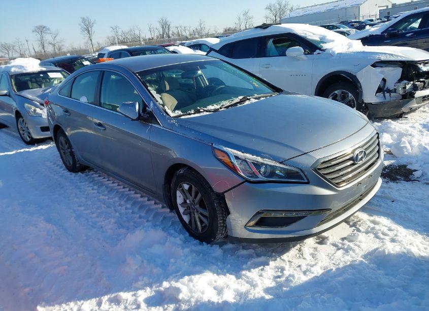 2015 Hyundai Sonata ECO (VIN 5NPE24AA7FH118136) main photo