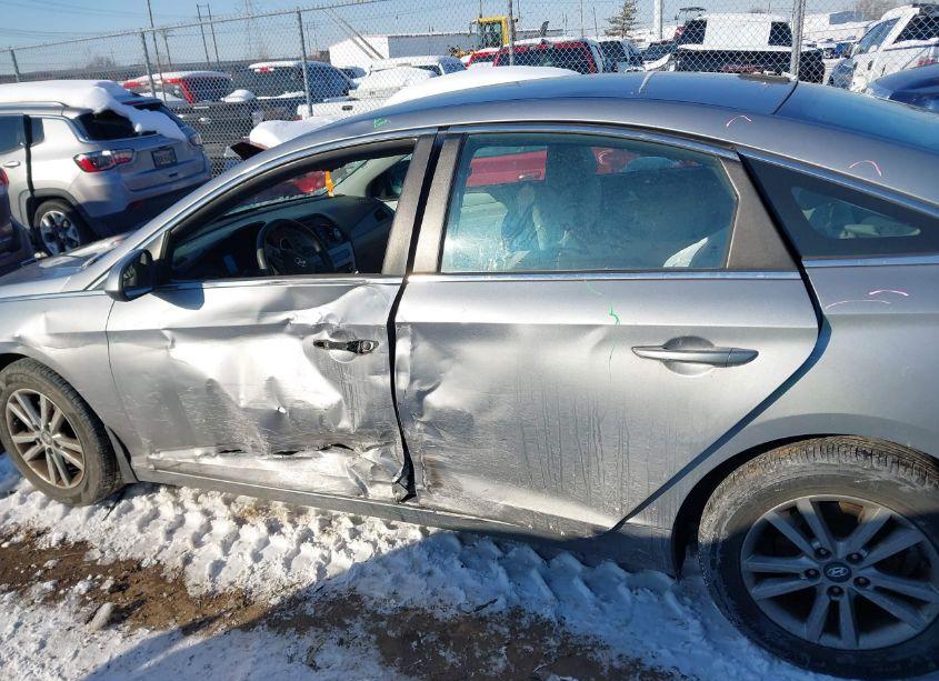 Photo 14 of 2015 Hyundai Sonata ECO (VIN 5NPE24AA7FH118136)