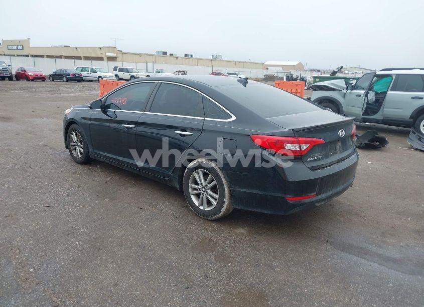 Photo 3 of 2015 Hyundai Sonata ECO (VIN 5NPE24AA8FH131574)