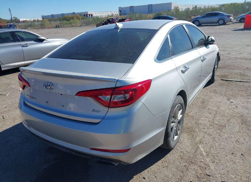 Photo 4 of 2015 Hyundai Sonata ECO (VIN 5NPE24AA8FH135057)