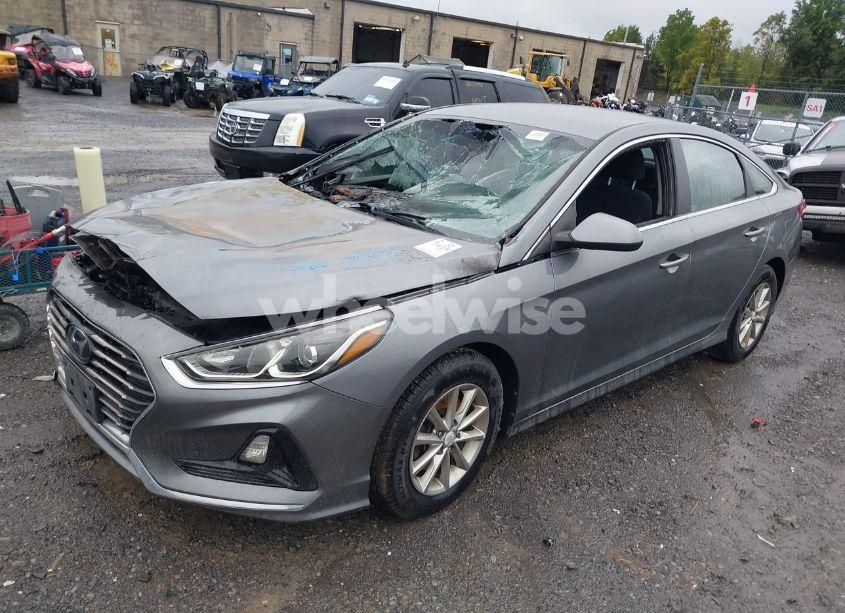 Photo 2 of 2018 Hyundai Sonata ECO (VIN 5NPE24AA8JH679955)